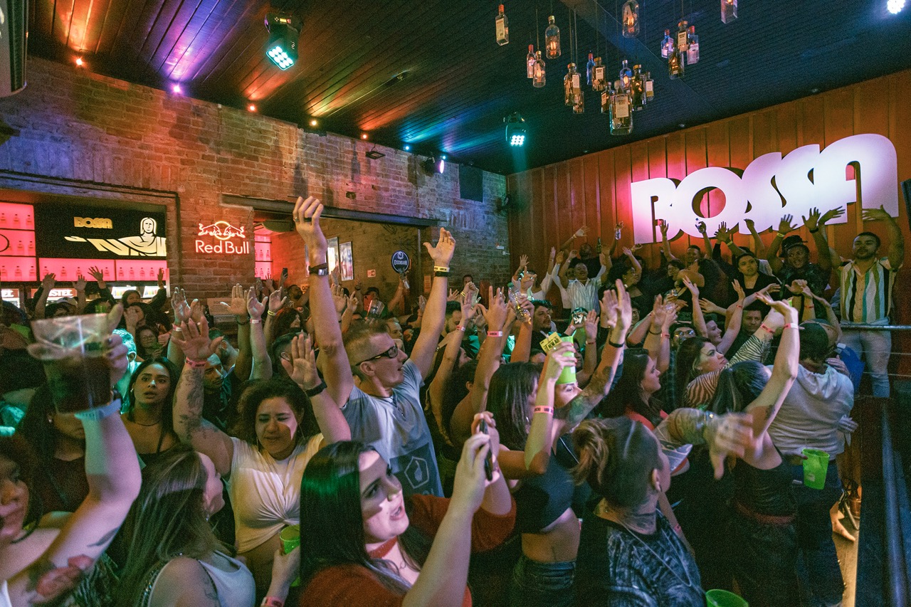 O bossa, clima de bar, energia de balada e gostinho de rio de janeiro